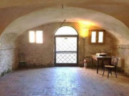 Fabbricato storico - Via Masotto 21/32 - villa storica con barchessa e corte esclusiva